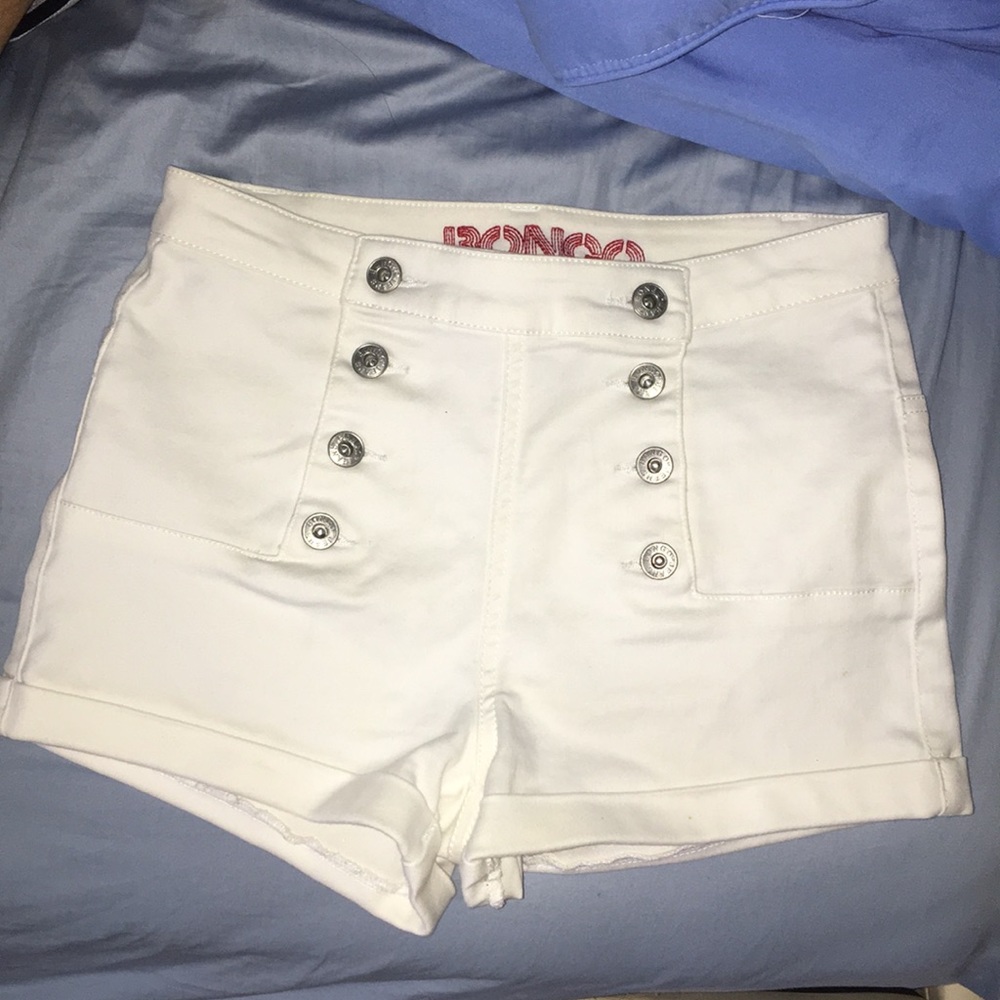 White high waisted shorts